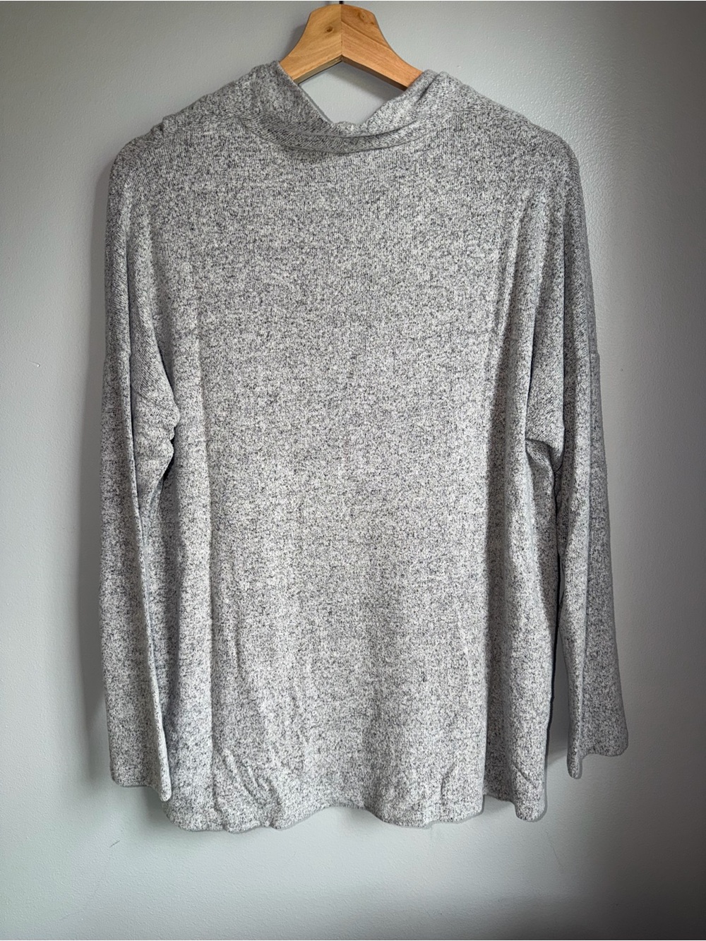Simply Vera Wang Sweater PL Gray Cowl Neck Soft Knit Petite Large Top - Picture 8 of 8